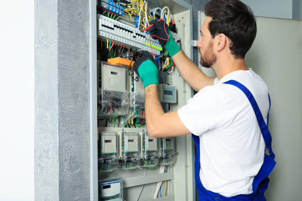 Best Electrician Near Me  in Pinehurst, TX